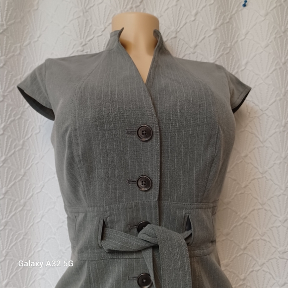 Calvin Klein Women Size  2 Charcoal Button-Front Midi Dress - Picture 4 of 15